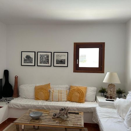 Villa Filon โรดัลกีลาร์ ภายนอก รูปภาพ
