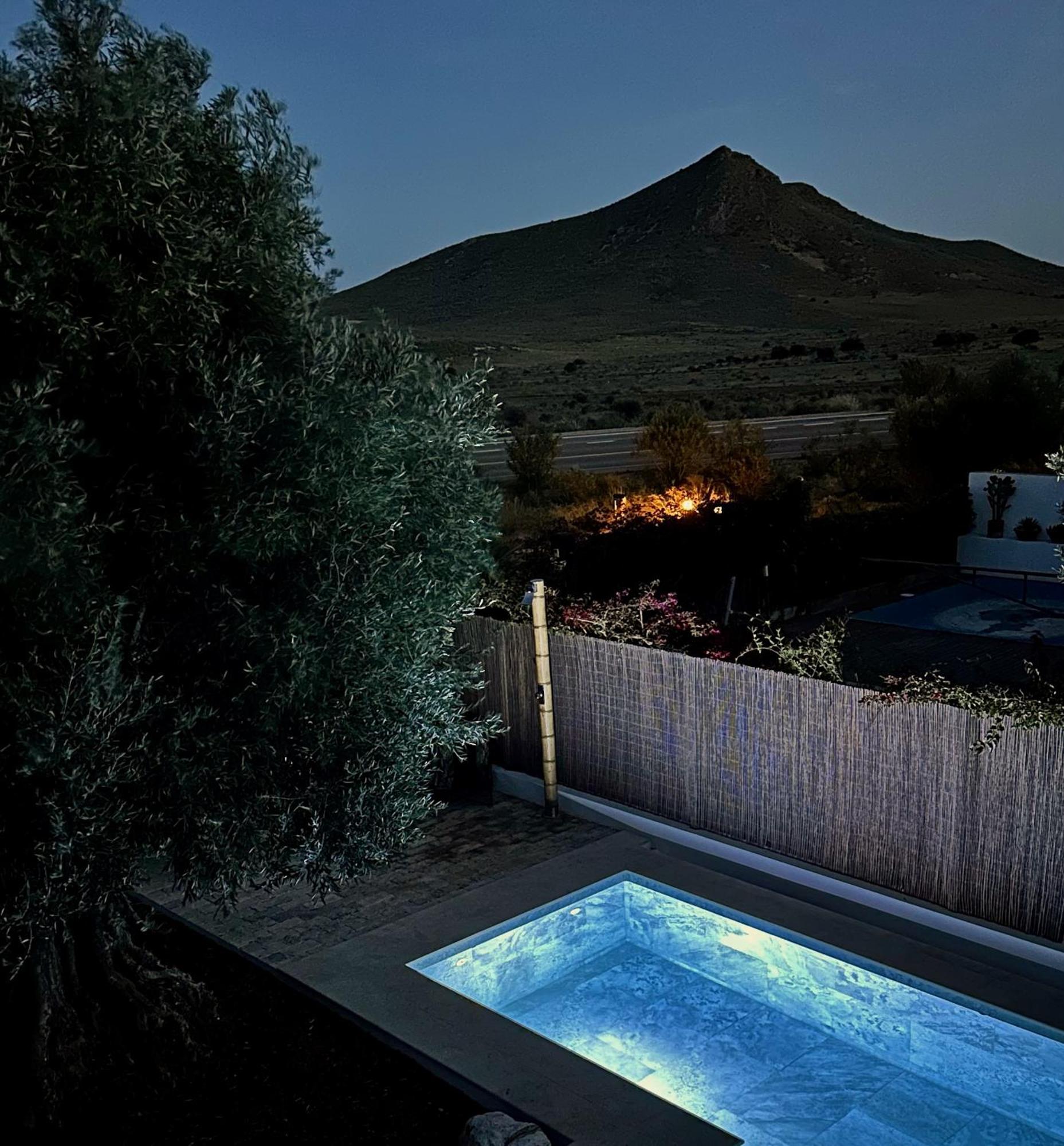 Villa Filon โรดัลกีลาร์ ภายนอก รูปภาพ